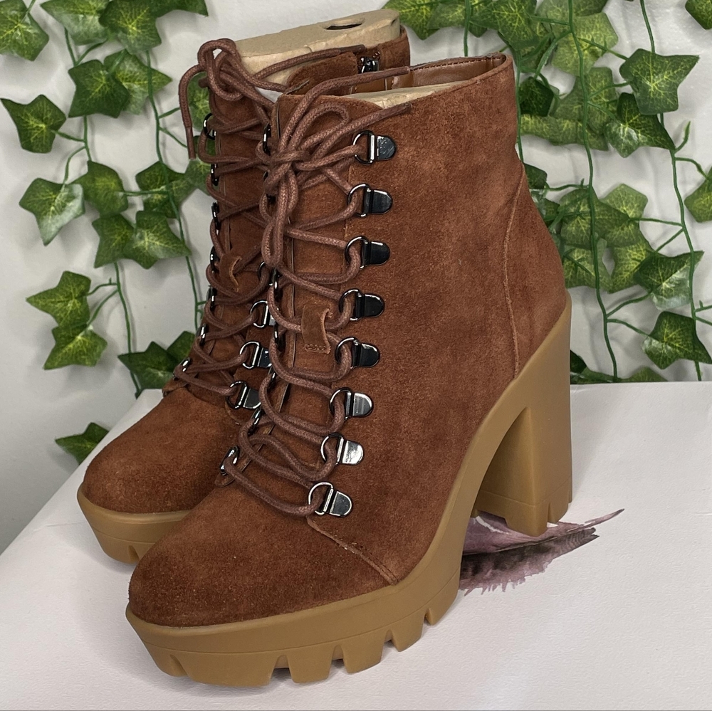 Jessica Simpson 'mistah' bootie